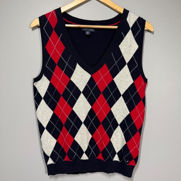 Tommy Hilfiger Men M Argyle Sweater Vest Red Navy Cream Diamond Knit V-Neck - Picture 1 of 11